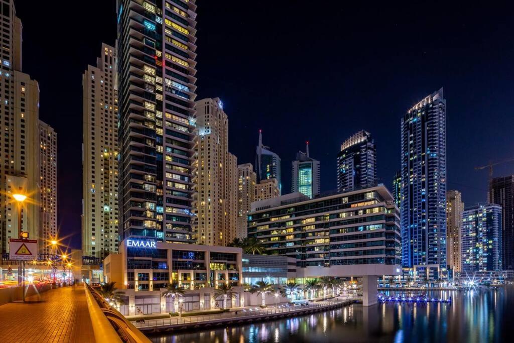 Frank Porter - Marina Quays ดูไบ ภายนอก รูปภาพ